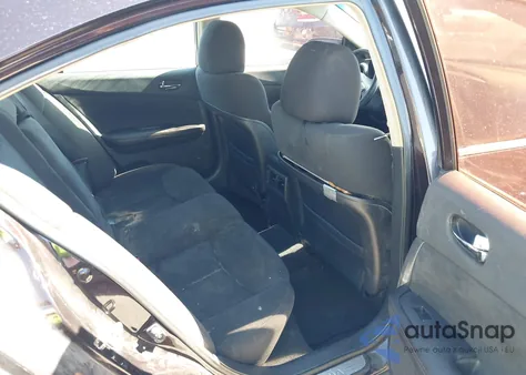 2013 Nissan Maxima 3.5 S z USA, uszkodzony, nr VIN 1N4AA5AP3DC833974